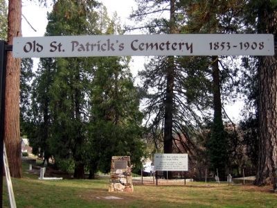 Entrance - St. Patricks Cemetery image. Click for full size.
