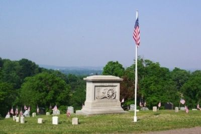 Civil War Union Soldiers Memorial at G.A.R. Circle image. Click for full size.