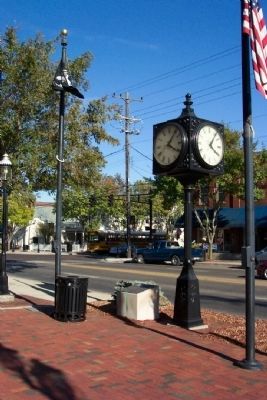 Mayor Robert E. Evans Clock and Memorial. Click for full size. Mayor Robert E. Evans Clock and Memorial image. Click for full size.