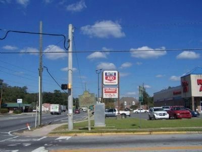 Center Village or Centerville Marker along E. Love Street image. Click for full size.