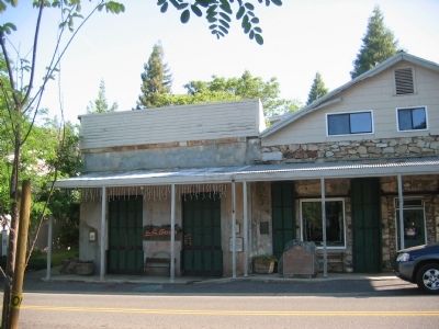 Thompson Building (Left) and the Peter A. Traver Building (Right). Click for full size. Thompson Building (Left) and the Peter A. Traver Building (Right) image. Click for full size.