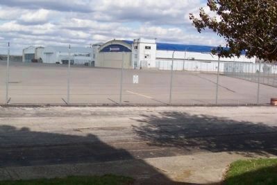 Port Columbus Hangars Near Original Terminal image. Click for full size.