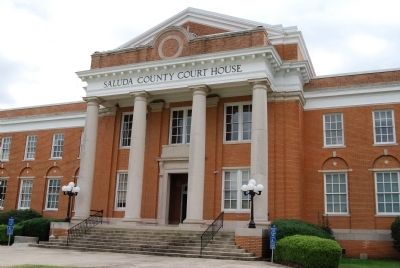 Saluda County Courthouse image. Click for full size.