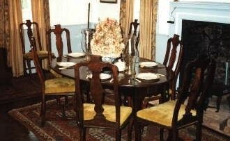 Hanover House - Dining Room image. Click for full size.