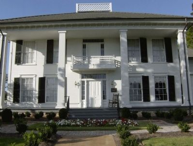 Marsh-Warthen-Clements House image. Click for full size.