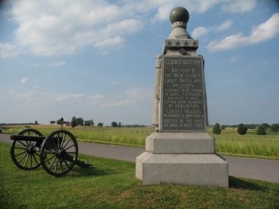 Clark's Battery Monument image. Click for full size.