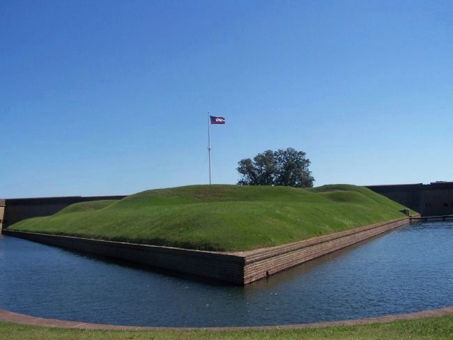 Moat fed by Feeder Canal at Fort Pulaski image. Click for full size.
