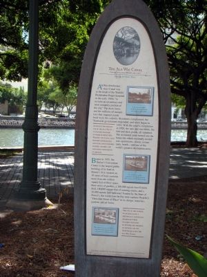 The Ala Wai Canal Marker image. Click for full size.