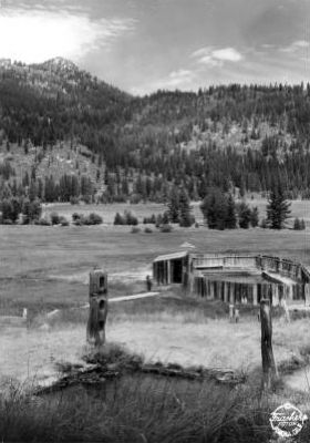 Grover Hot Springs image. Click for full size.