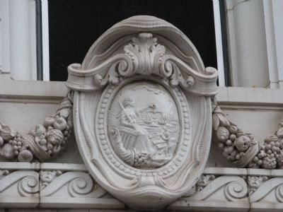 Artwork Above Front Entrance of Courthouse image. Click for full size.