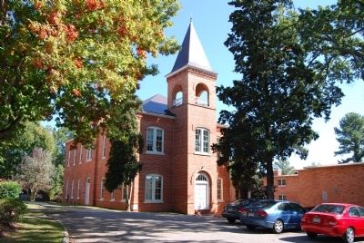 Keller Hall, Newberry College image. Click for full size.