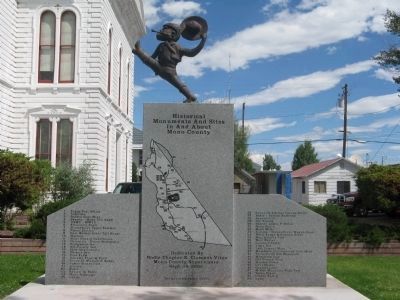 Monument on the Grounds of Courthouse Listing and Mapping of Mono County Landmarks image. Click for full size.