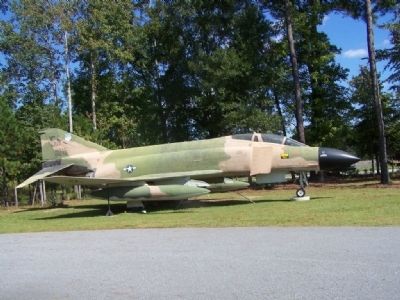 McDonnell F-4C Phantom. Click for full size. McDonnell F-4C Phantom image. Click for full size.