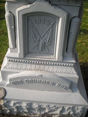 Right Side of Monument. Click for full size. Right Side of Monument image. Click for full size.