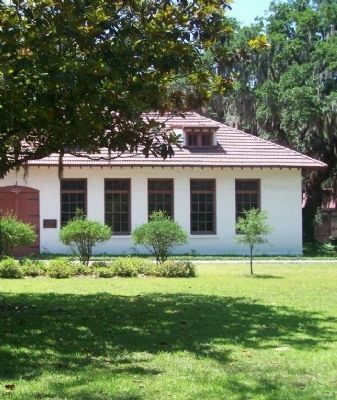 Dabbs Marker seen at right of door, a branch from a Live Oak, as mentioned, seen image. Click for full size.