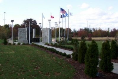 Forest Lawn Veterans Memorial image. Click for full size.
