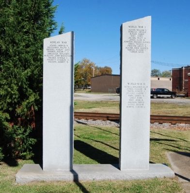 Korean War (Left) and World War I & II (Right) Monuments. Click for full size. Korean War (Left) and World War I & II (Right) Monuments image. Click for full size.
