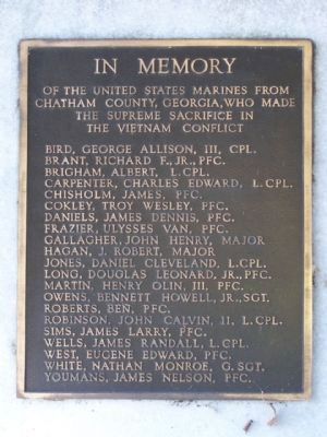 Savannah's Marine Corps Memorial Marker, West face image. Click for full size.