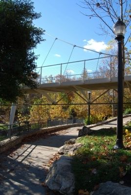 Liberty Bridge from Lower Level<br>Looking South West image. Click for full size.