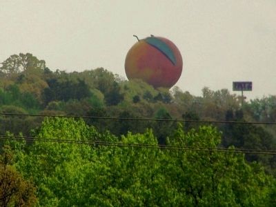 Peachoid water tower image. Click for full size.
