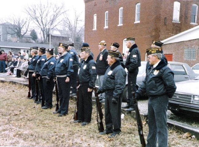 Veedersburg American Legion Post - - Honor Guard - - Nov. 11, 1991 image. Click for full size.