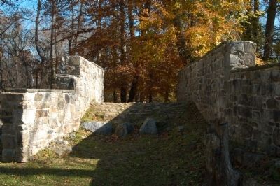 Foot Bridge over Landsford Canal image. Click for full size.
