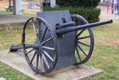 World War I-Era Field Piece image. Click for full size.