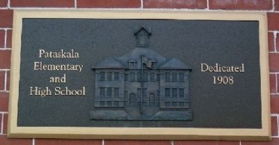 Pataskala Elementary and High School Marker image. Click for full size.
