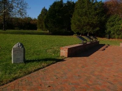 The Jackson Marker Stone next to the Guinea Station Waysides image. Click for full size.