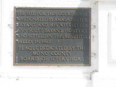 This Marker is Mounted on the Building to the Left of the Entrance image. Click for full size.