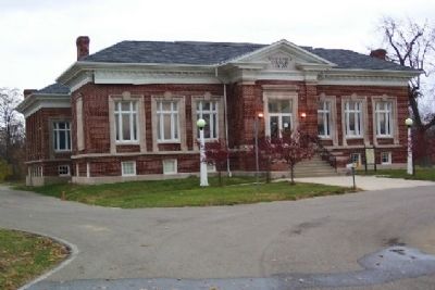 Former Carnegie Library image. Click for full size.