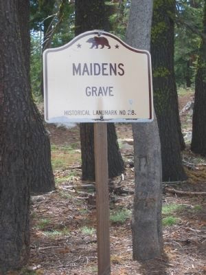 Maiden's Grave State Landmark Directional Sign image. Click for full size.