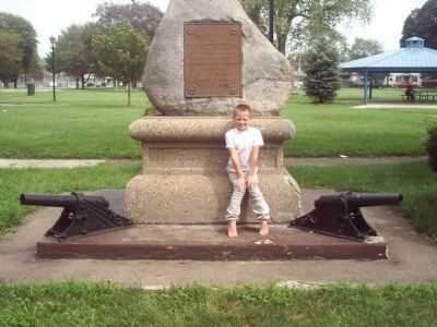 Civil War /Spanish War /World War Marker. Click for full size. Civil War /Spanish War /World War Marker image. Click for full size.