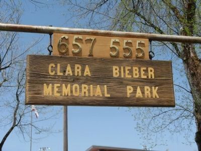Entrance to Clara Bieber Memorial Park image. Click for full size.