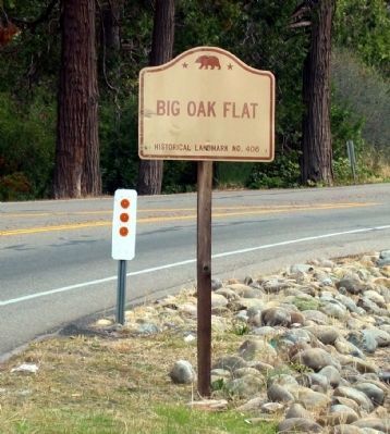 Big Oak State Historic Landmark Directional Sign image. Click for full size.