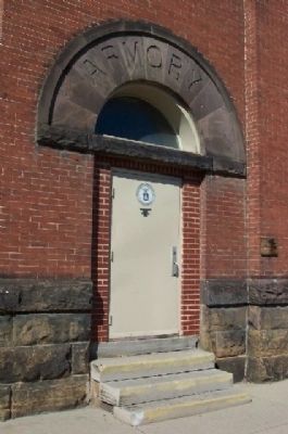 Memorial Hall Armory Entrance on Pickaway Street image. Click for full size.