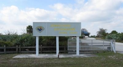 Jonathan Dickinson State Park entrance sign along U.S. 1 image. Click for full size.