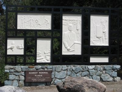 Kennedy Memorial image. Click for full size.
