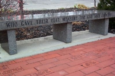 Gahanna Veterans Memorial Bench image. Click for full size.