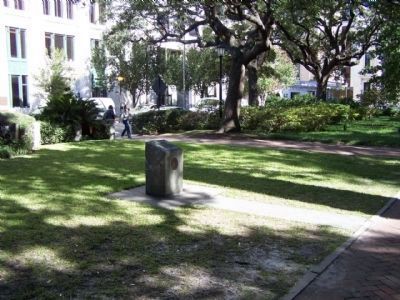 Savannah Historic District Marker in Johnson Square image. Click for full size.