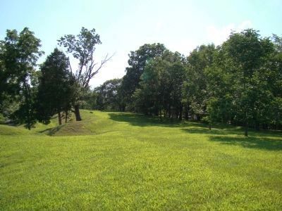 Fort Mulligan Earthworks as Seen from this Marker image. Click for full size.