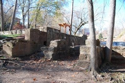 Vardry Mill Ruins. Click for full size. Vardry Mill Ruins image. Click for full size.