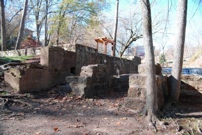 Vardry Mill Ruins. Click for full size. Vardry Mill Ruins image. Click for full size.