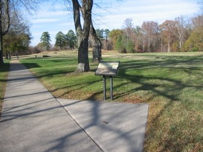 Start of the Battery 5 Trail. Click for full size. Start of the Battery 5 Trail image. Click for full size.