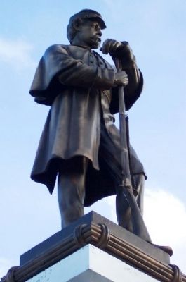 Ross County Civil War Memorial Statue image. Click for full size.