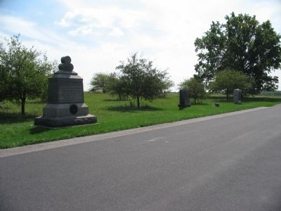 125th New York Infantry Monument. Click for full size. 125th New York Infantry Monument image. Click for full size.