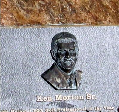 Sculpture on Marker image. Click for full size.