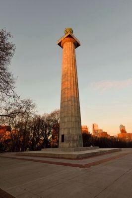Alternate view of the tower and the urn at its top. image. Click for full size.