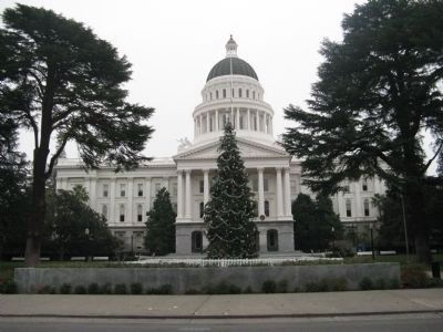 California State Capital Building image. Click for full size.