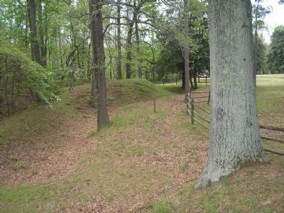 Confederate Fortifications at Chickahominy Bluff image. Click for full size.